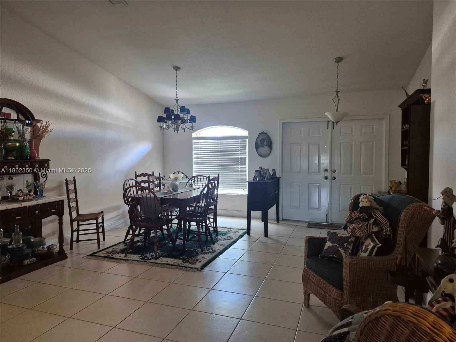 REDLANDS COVE - Residential