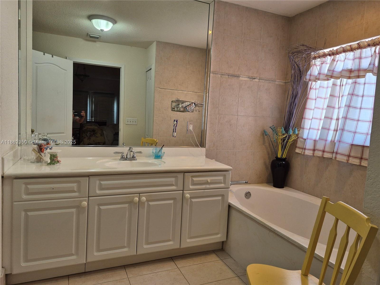 REDLANDS COVE - Residential