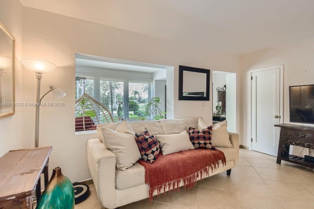 REID MANOR 1ST ADDN - Residential Lease