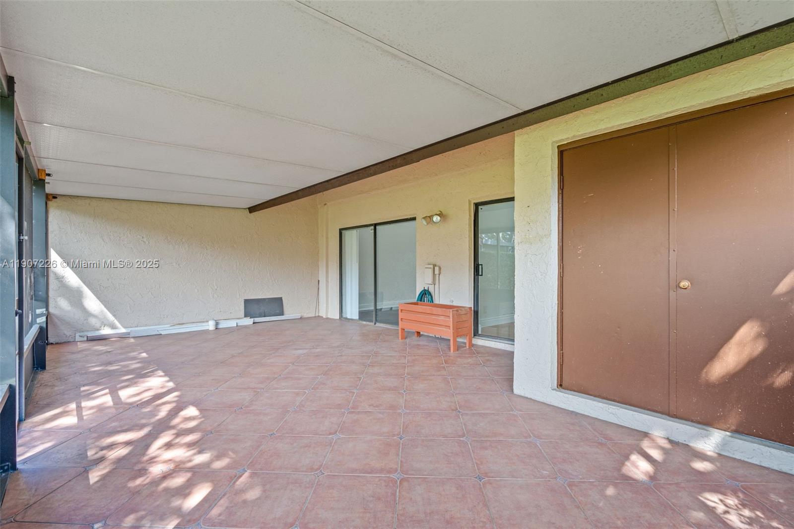 MAPLELEAF PATIO VILLAS AT - Residential