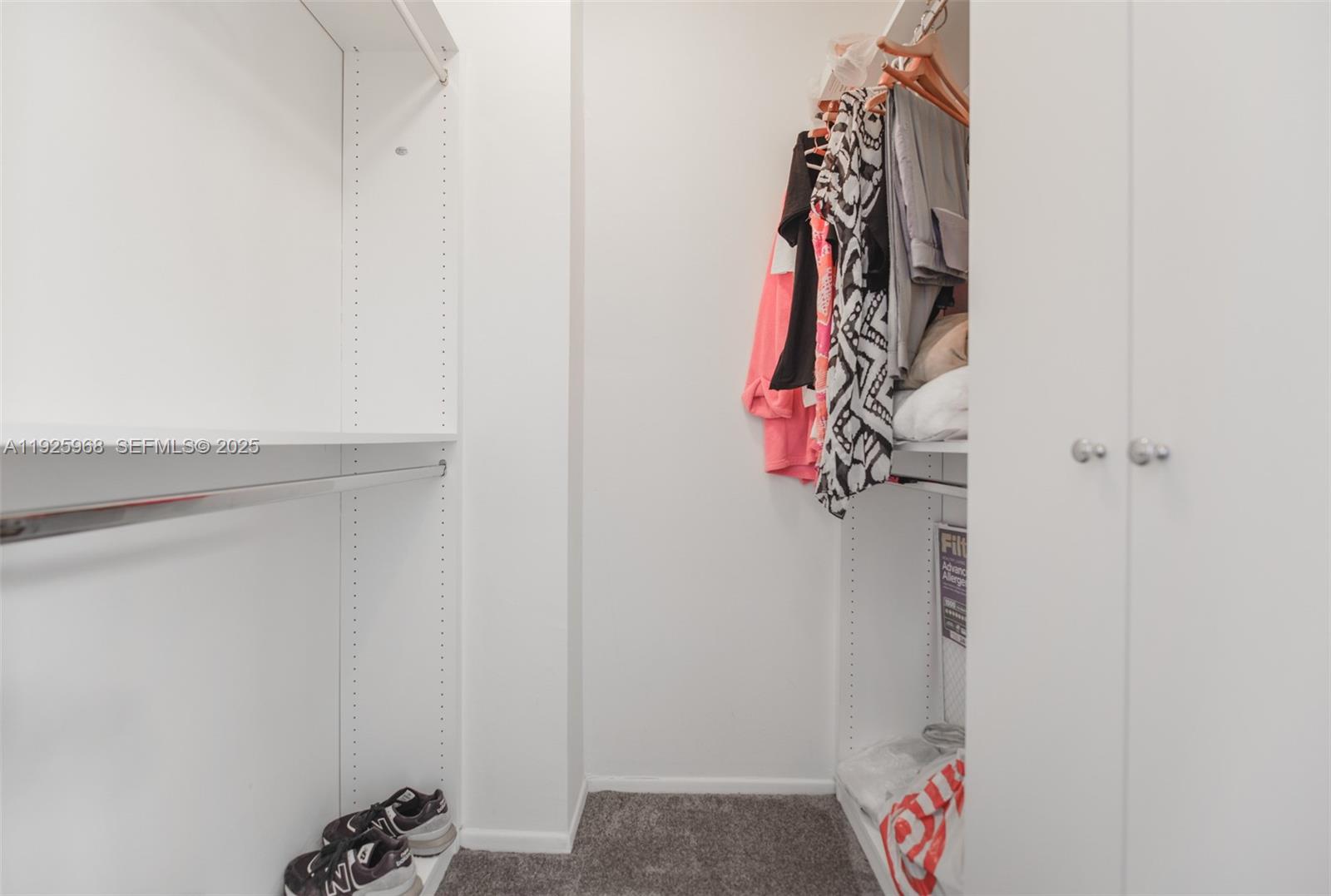 HEMISPHERES CONDO - Residential Lease