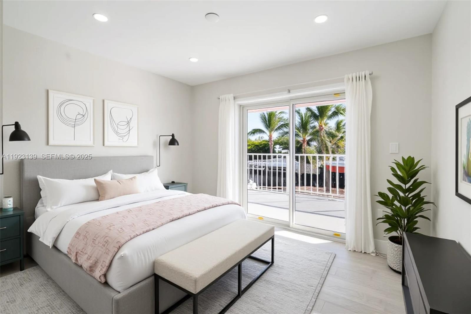 PORT LARGO 5TH ADD - Residential