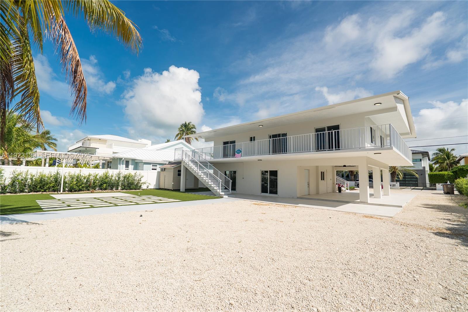 PORT LARGO 5TH ADD - Residential