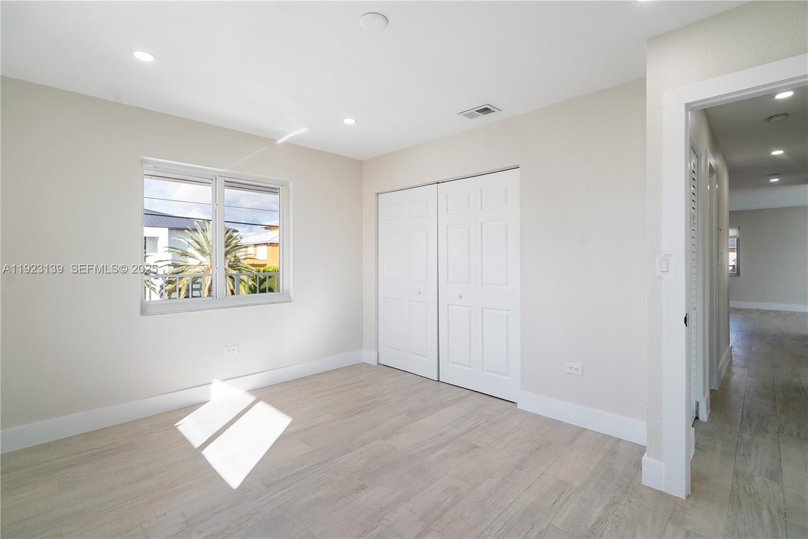 PORT LARGO 5TH ADD - Residential