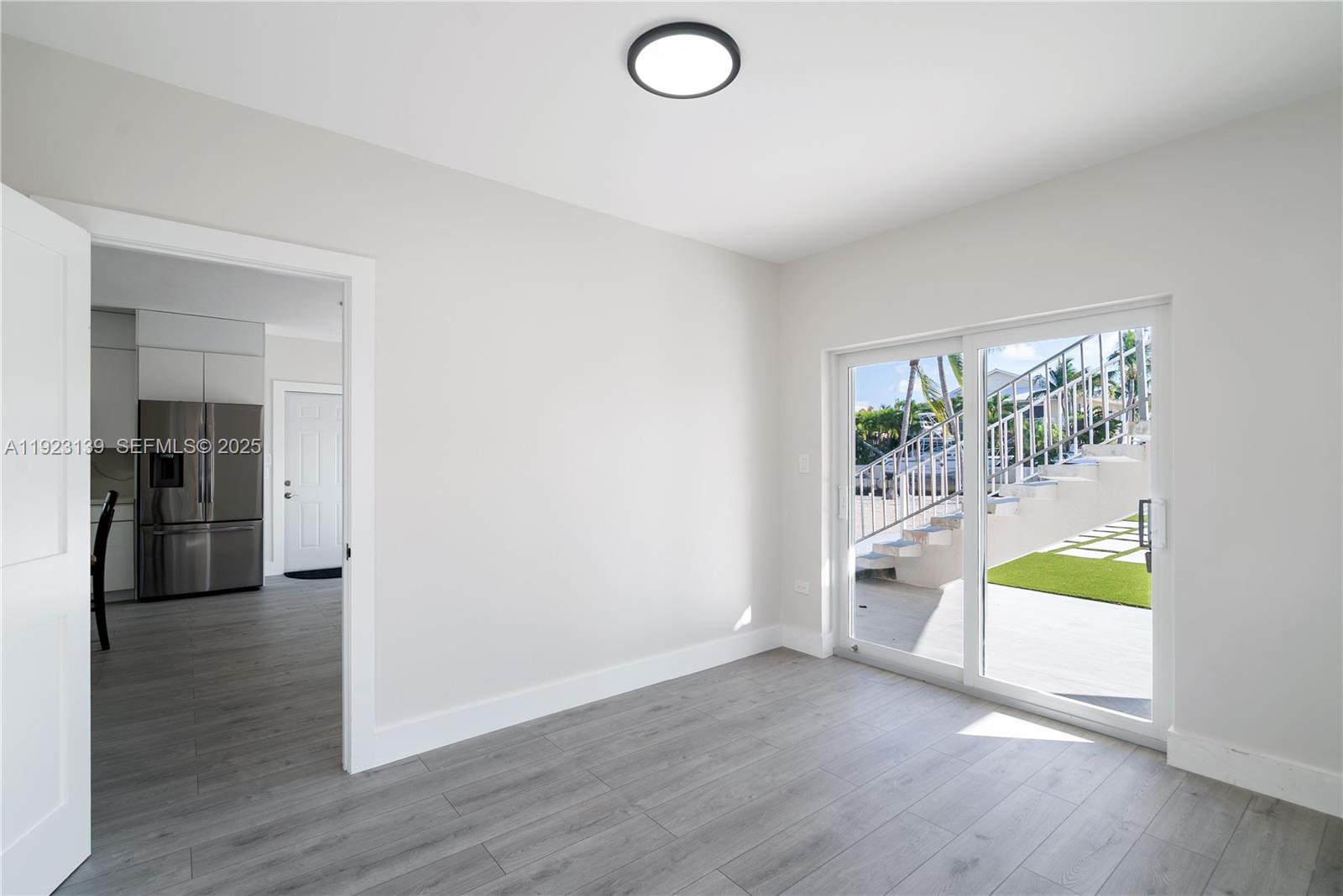 PORT LARGO 5TH ADD - Residential