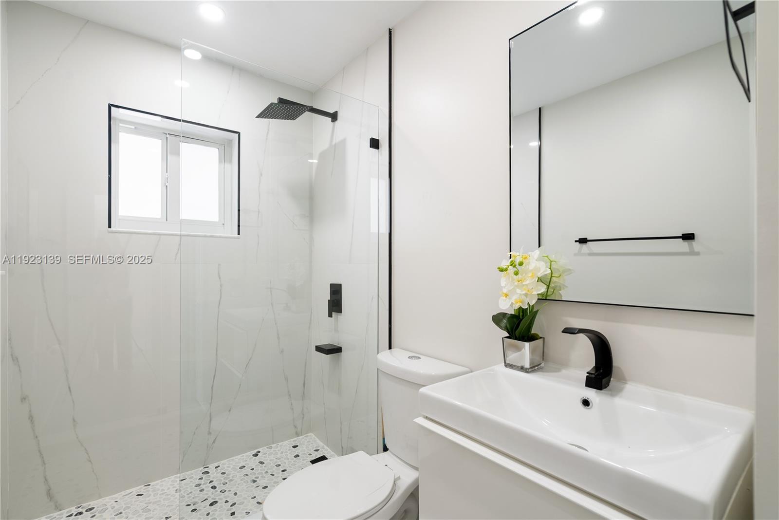 PORT LARGO 5TH ADD - Residential