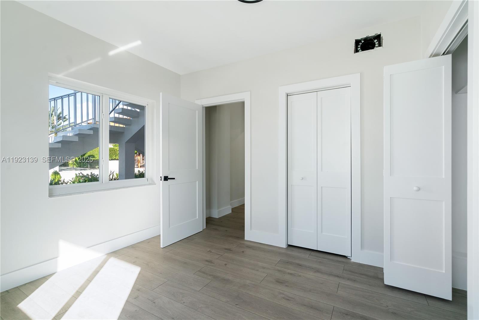 PORT LARGO 5TH ADD - Residential