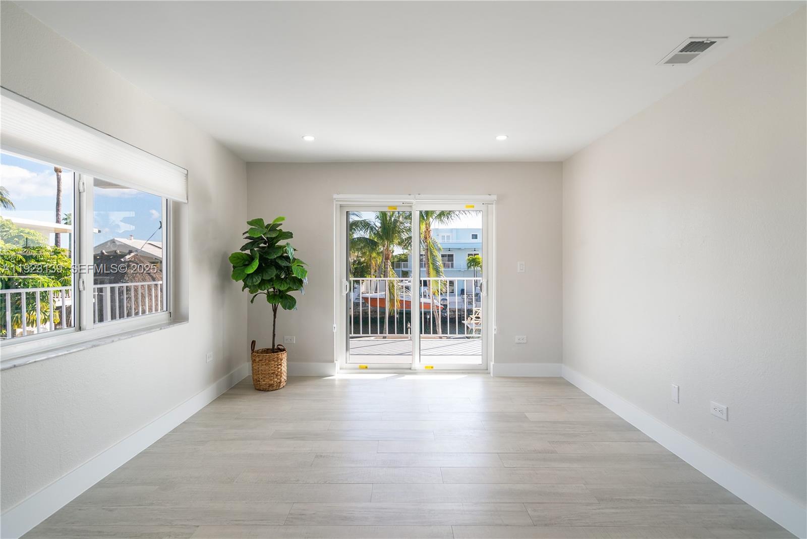 PORT LARGO 5TH ADD - Residential