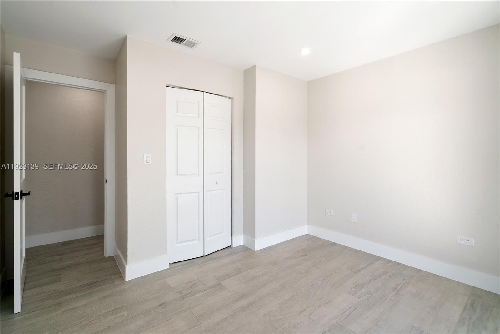 PORT LARGO 5TH ADD - Residential