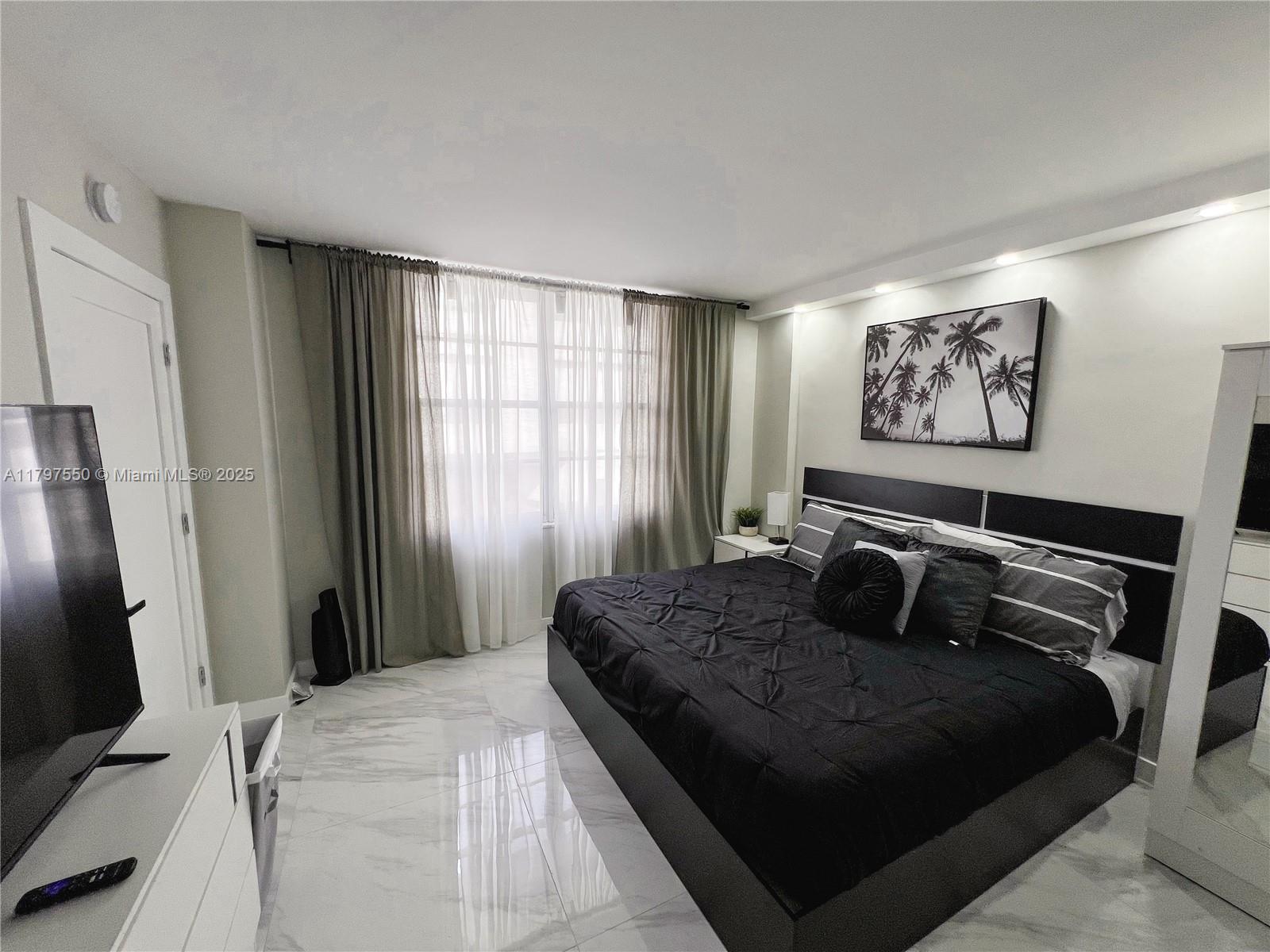 SEA AIR TOWERS CONDO - Residential