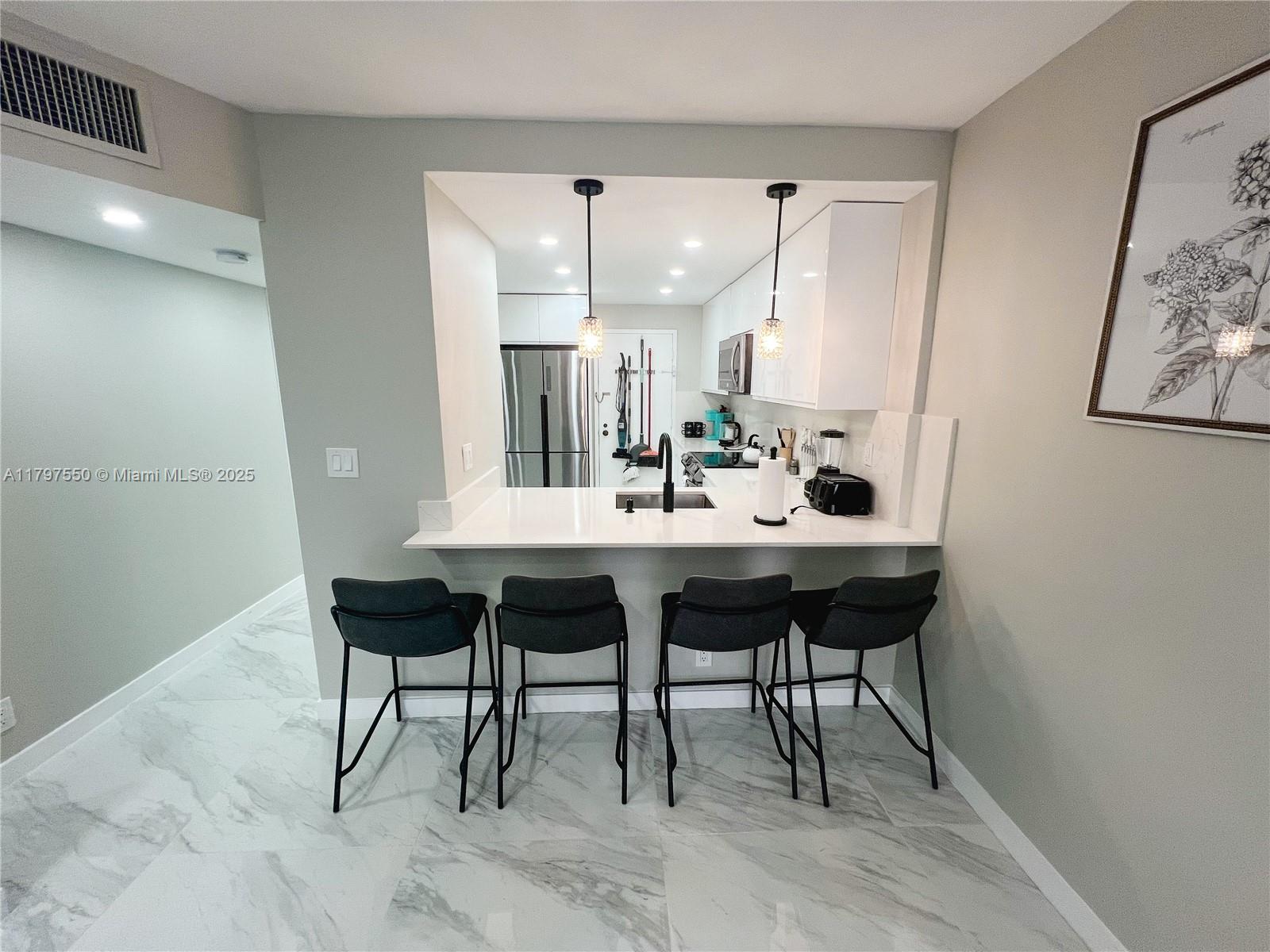 SEA AIR TOWERS CONDO - Residential