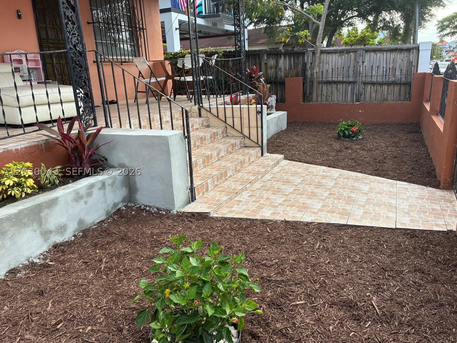 View photos, virtual tours, details... 934 SW 3rd St