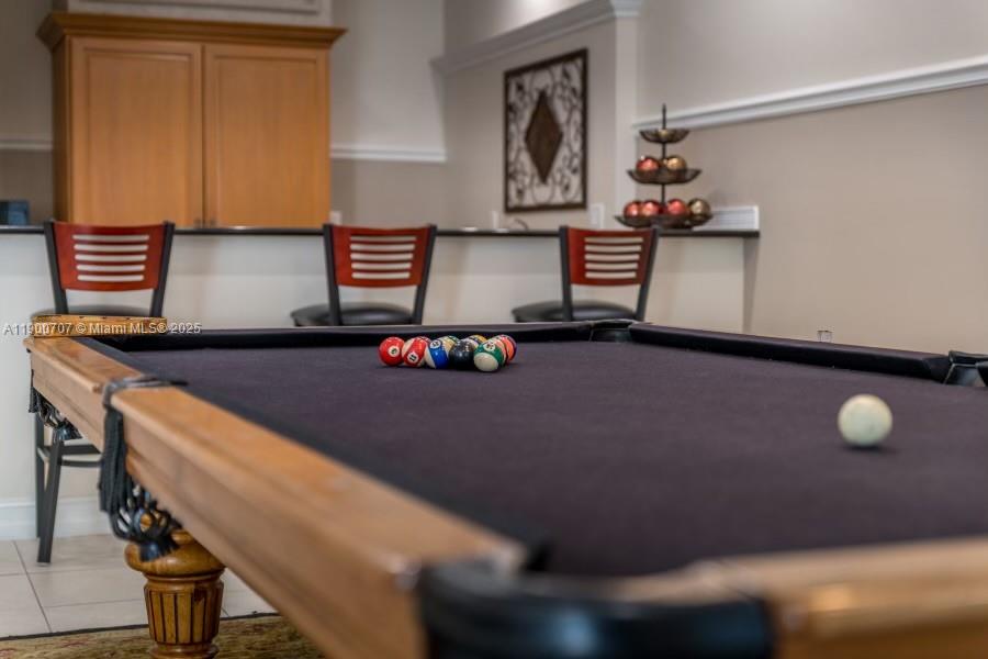 SOLE AT FORT LAUDERDALE C - Residential Lease