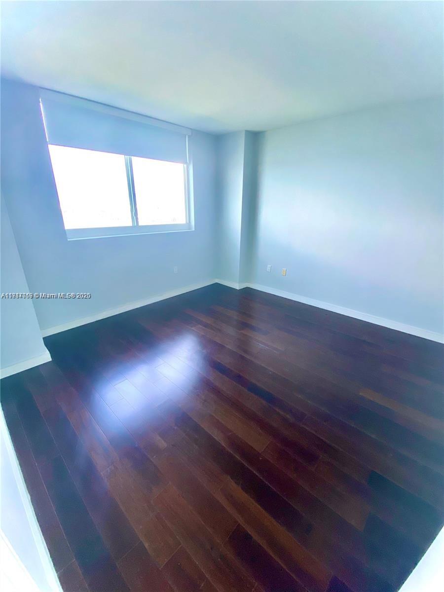 1800 CLUB CONDO - Residential
