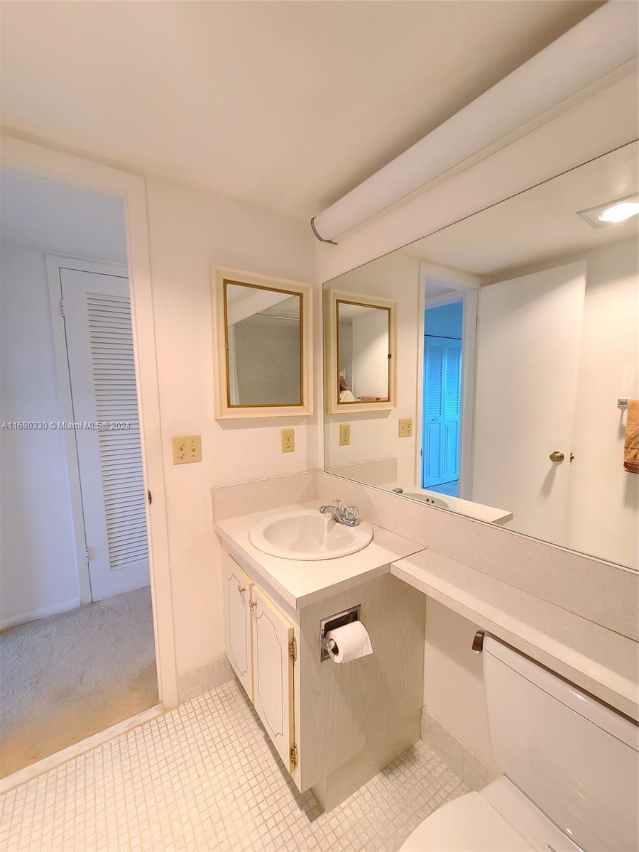 FANSHAW AT CENTURY VILLAG - Residential Lease
