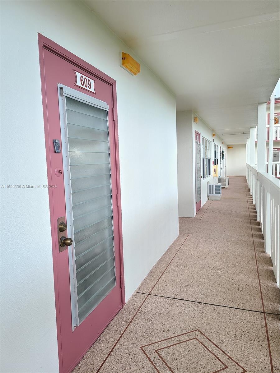 FANSHAW AT CENTURY VILLAG - Residential Lease