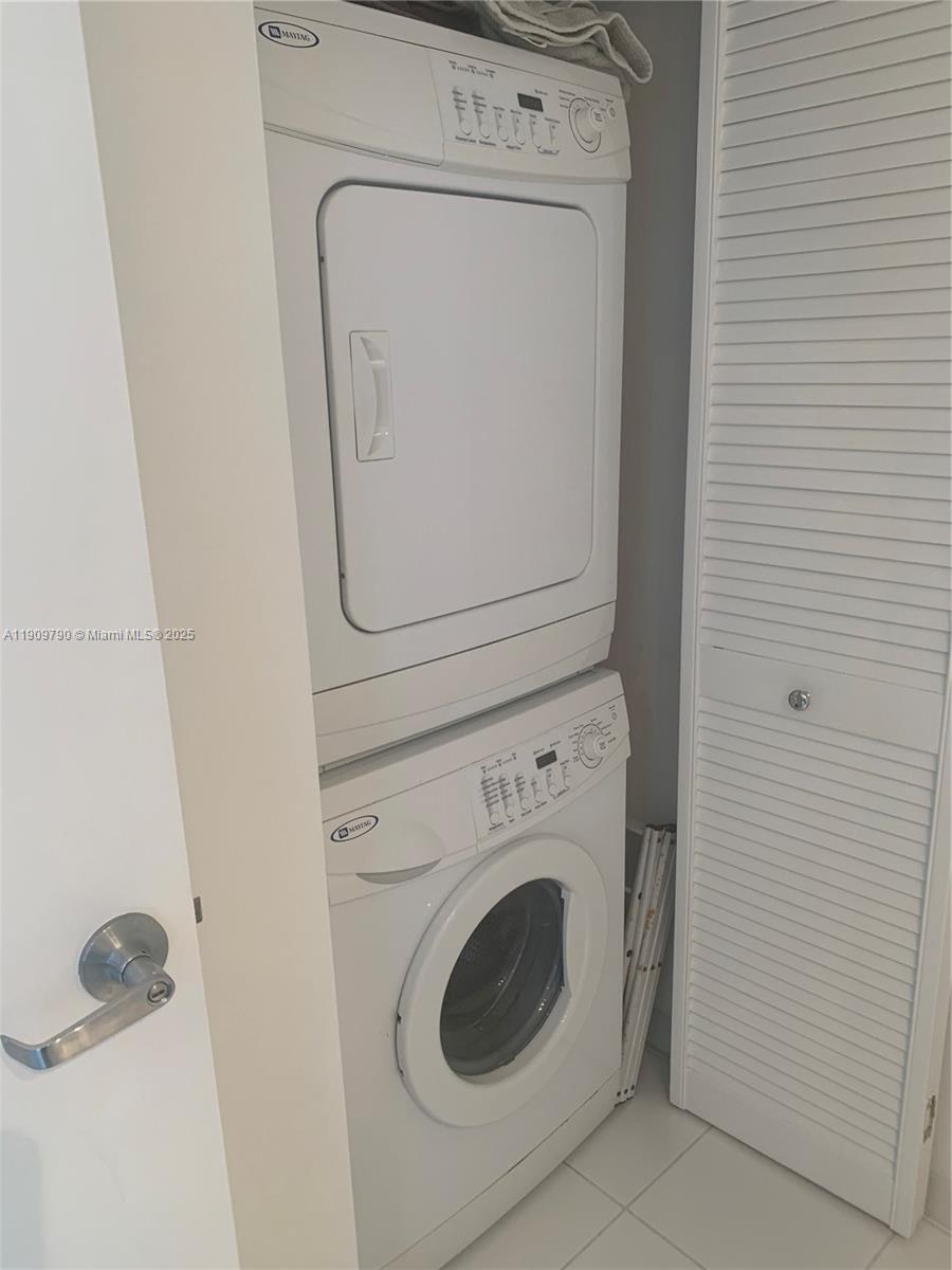 TWO MIDTOWN MIAMI CONDO - Residential