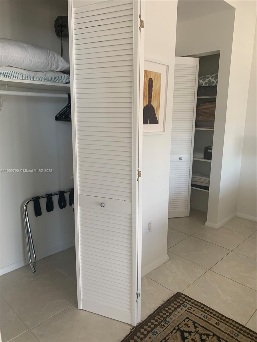 TWO MIDTOWN MIAMI CONDO - Residential