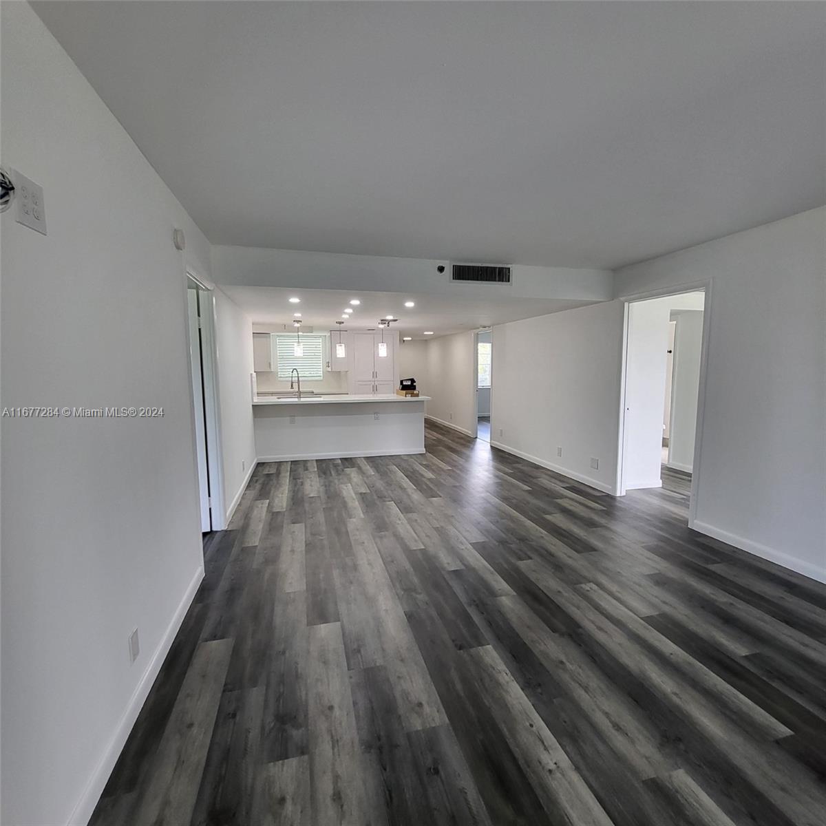 BOCA TEECA CONDO 9 - Residential