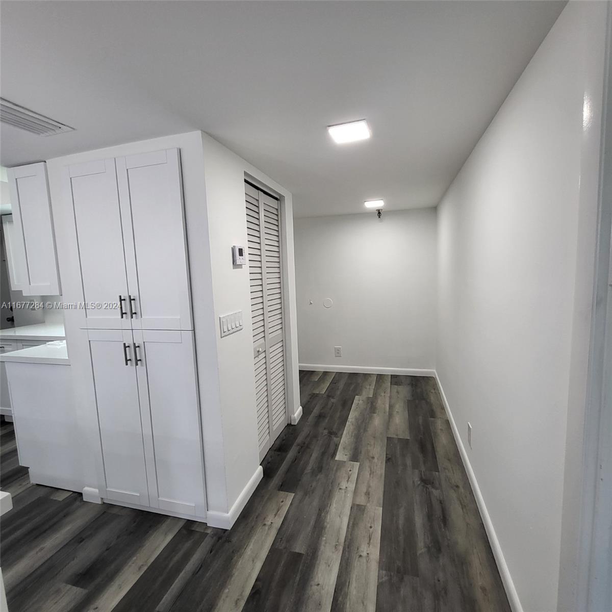 BOCA TEECA CONDO 9 - Residential