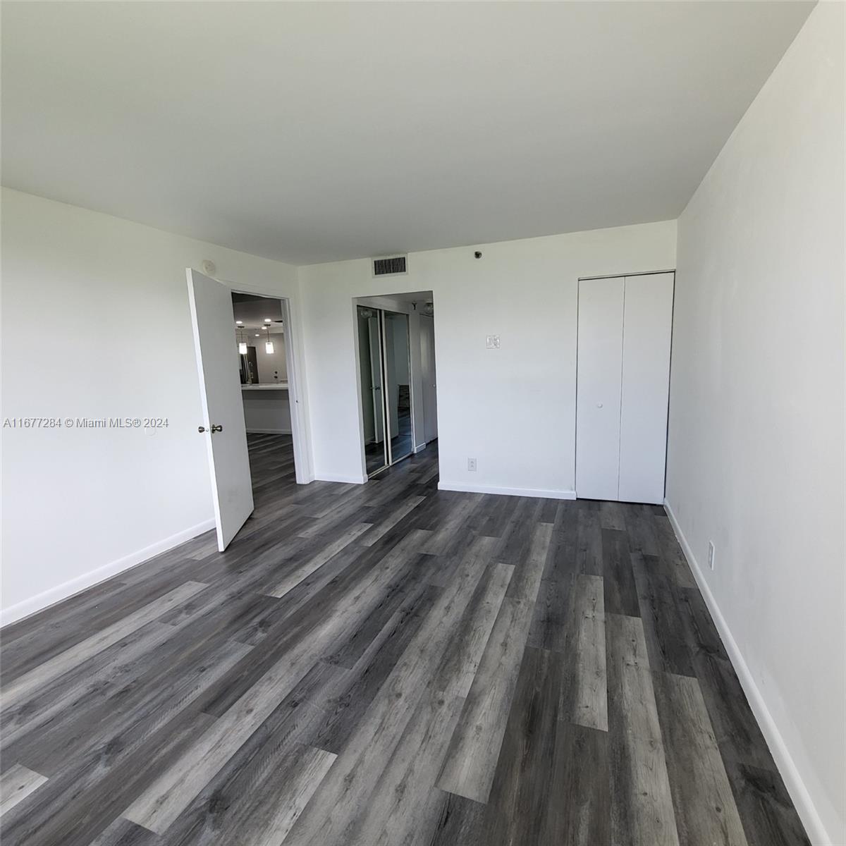 BOCA TEECA CONDO 9 - Residential