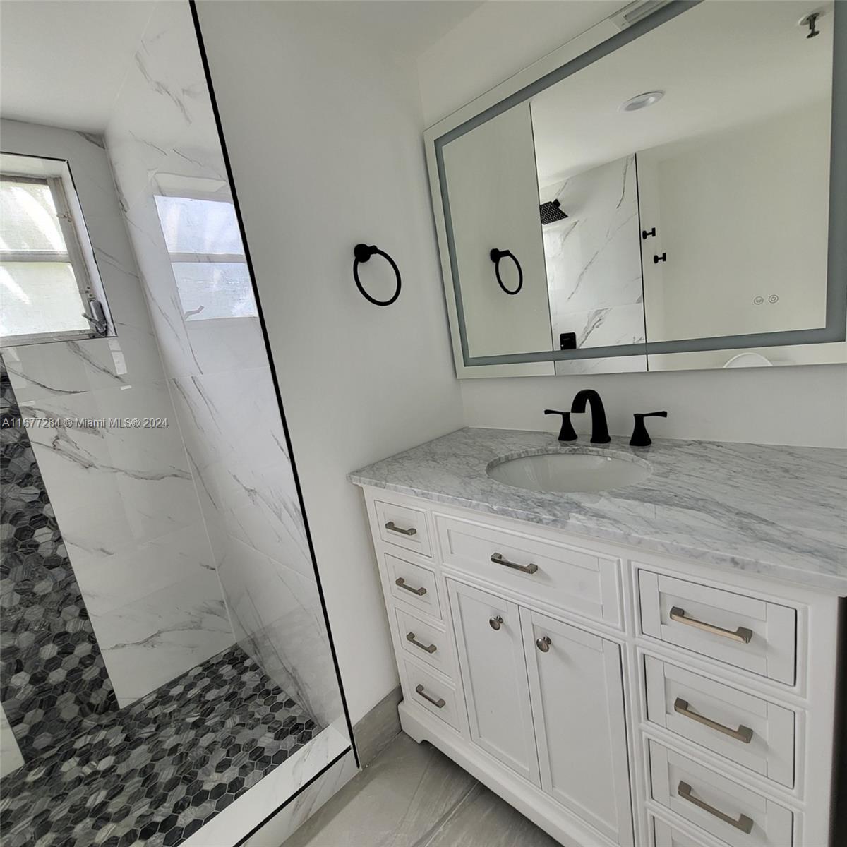 BOCA TEECA CONDO 9 - Residential