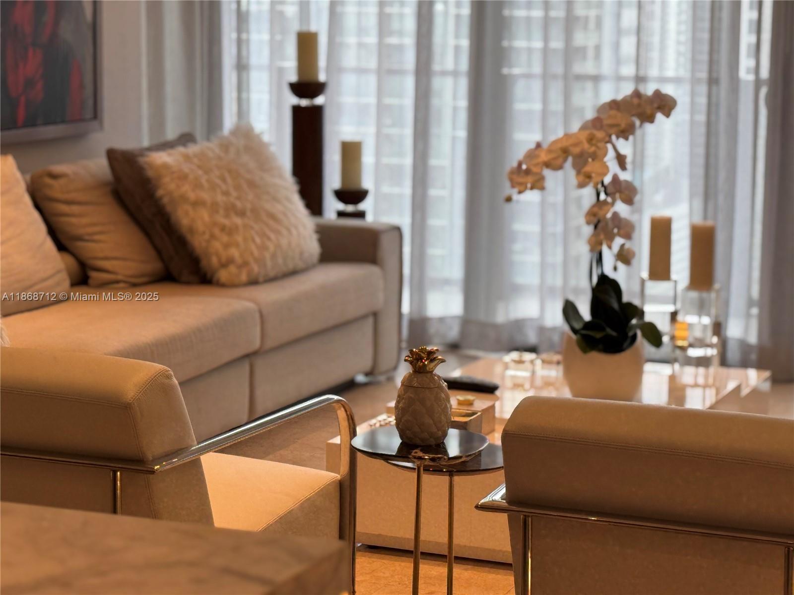 RISE CONDO - Residential