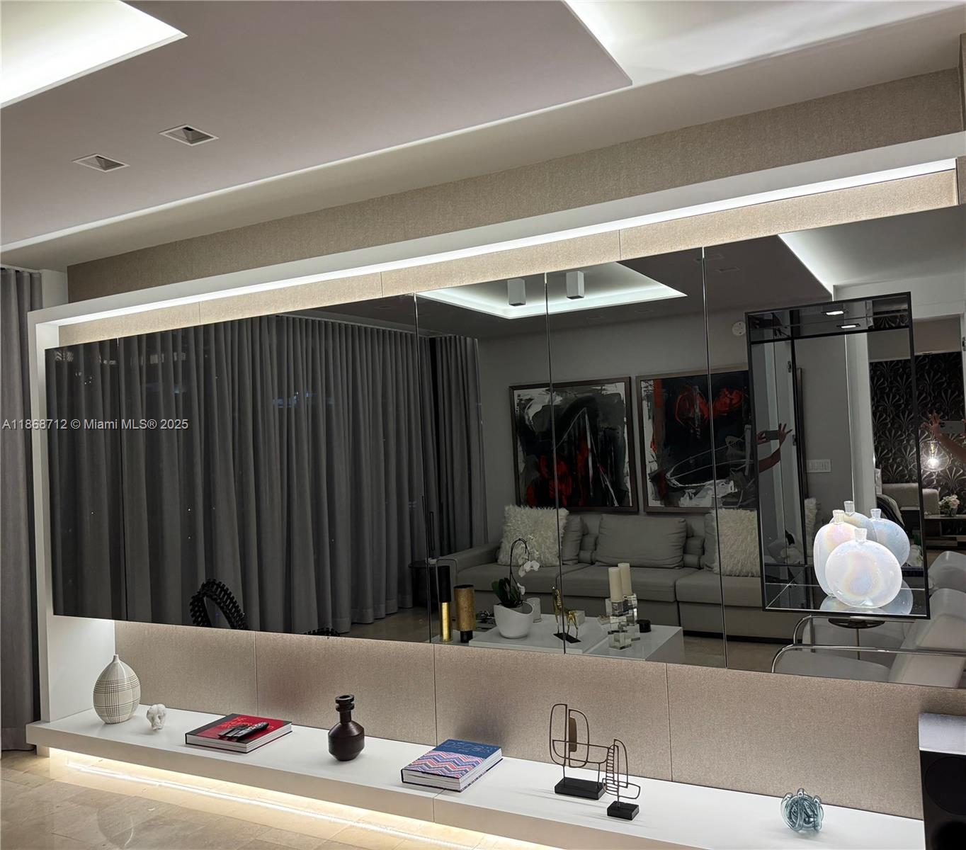 RISE CONDO - Residential