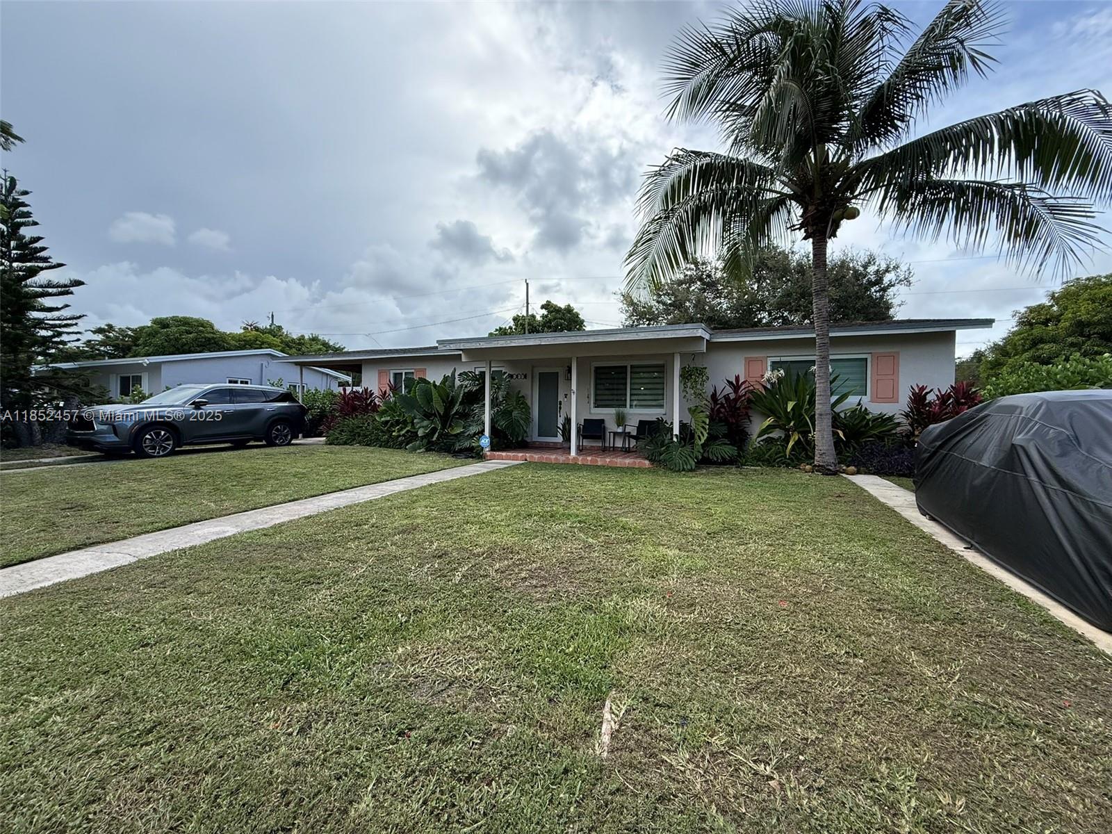 10031 Jamaica Dr