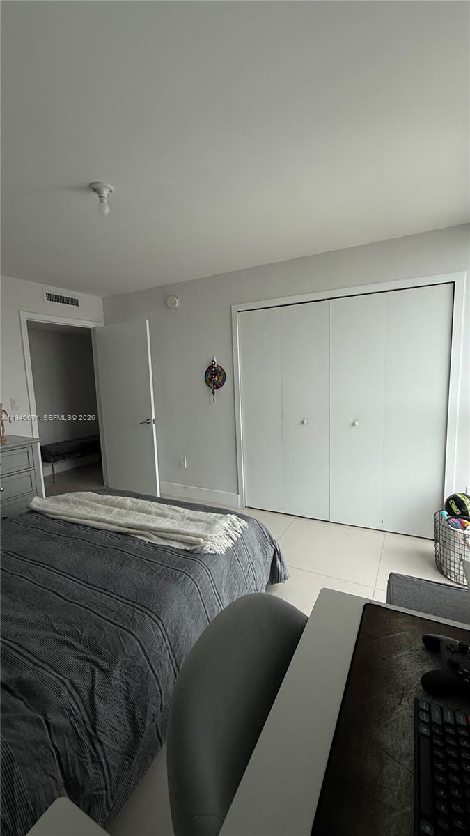 THE PALMS CONDO - Residential