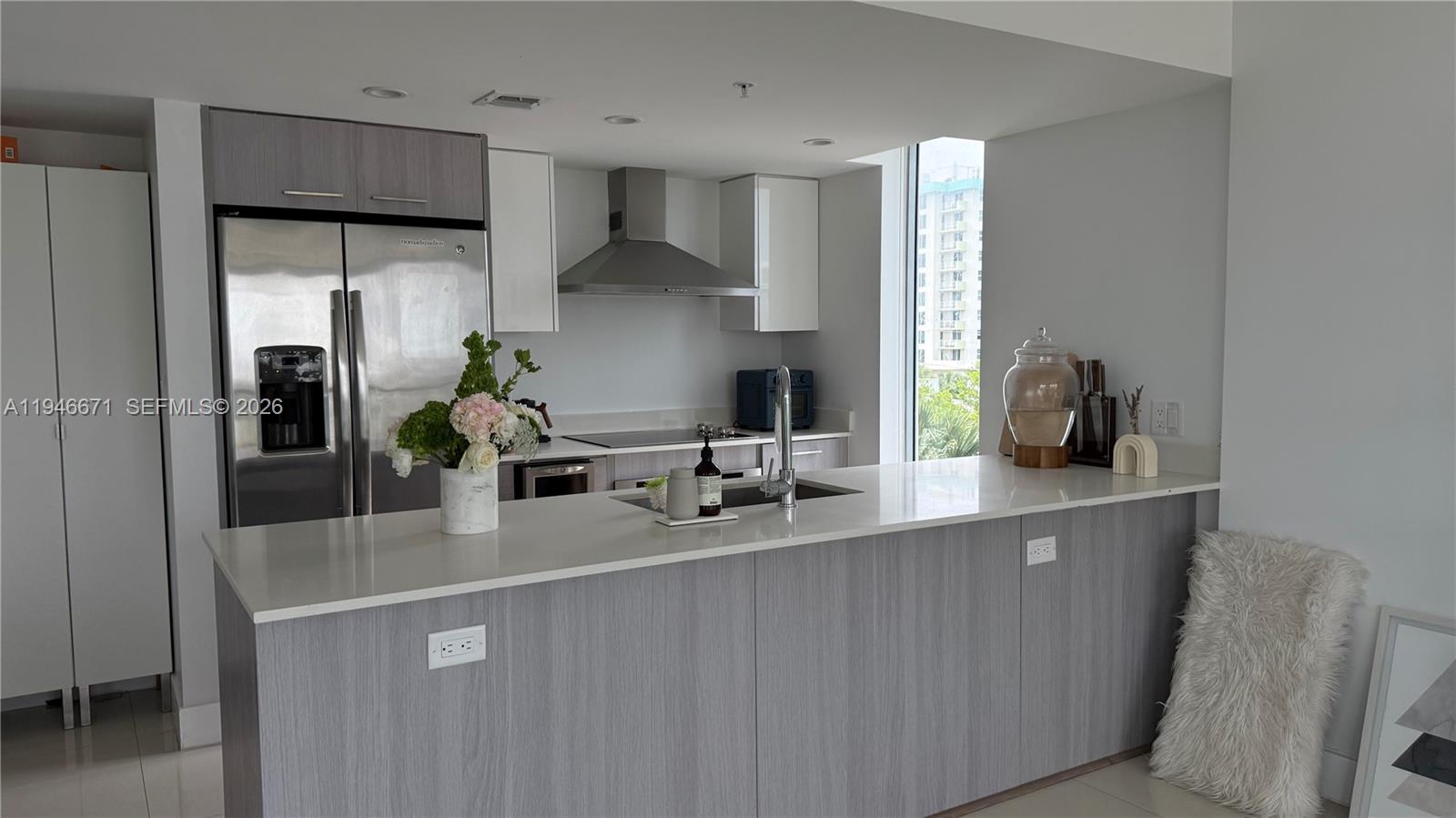 THE PALMS CONDO - Residential