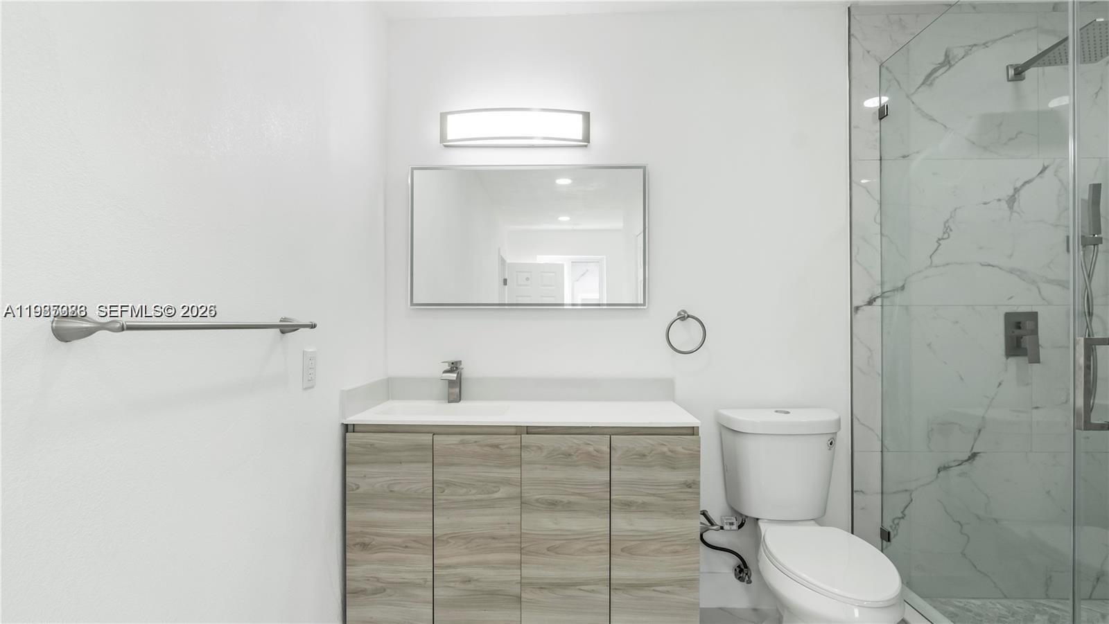 BELL GARDENS - Residential Lease