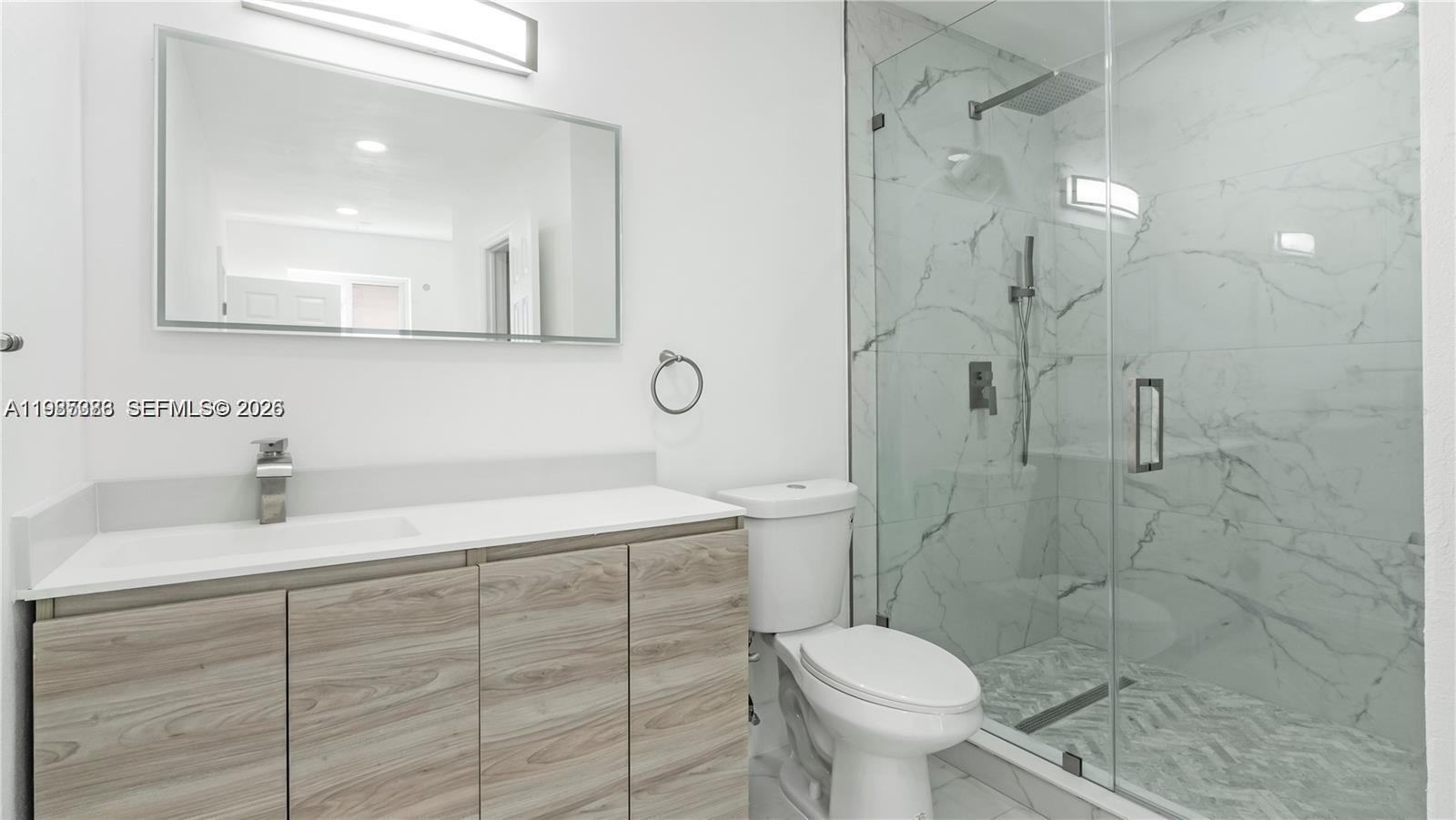 BELL GARDENS - Residential Lease