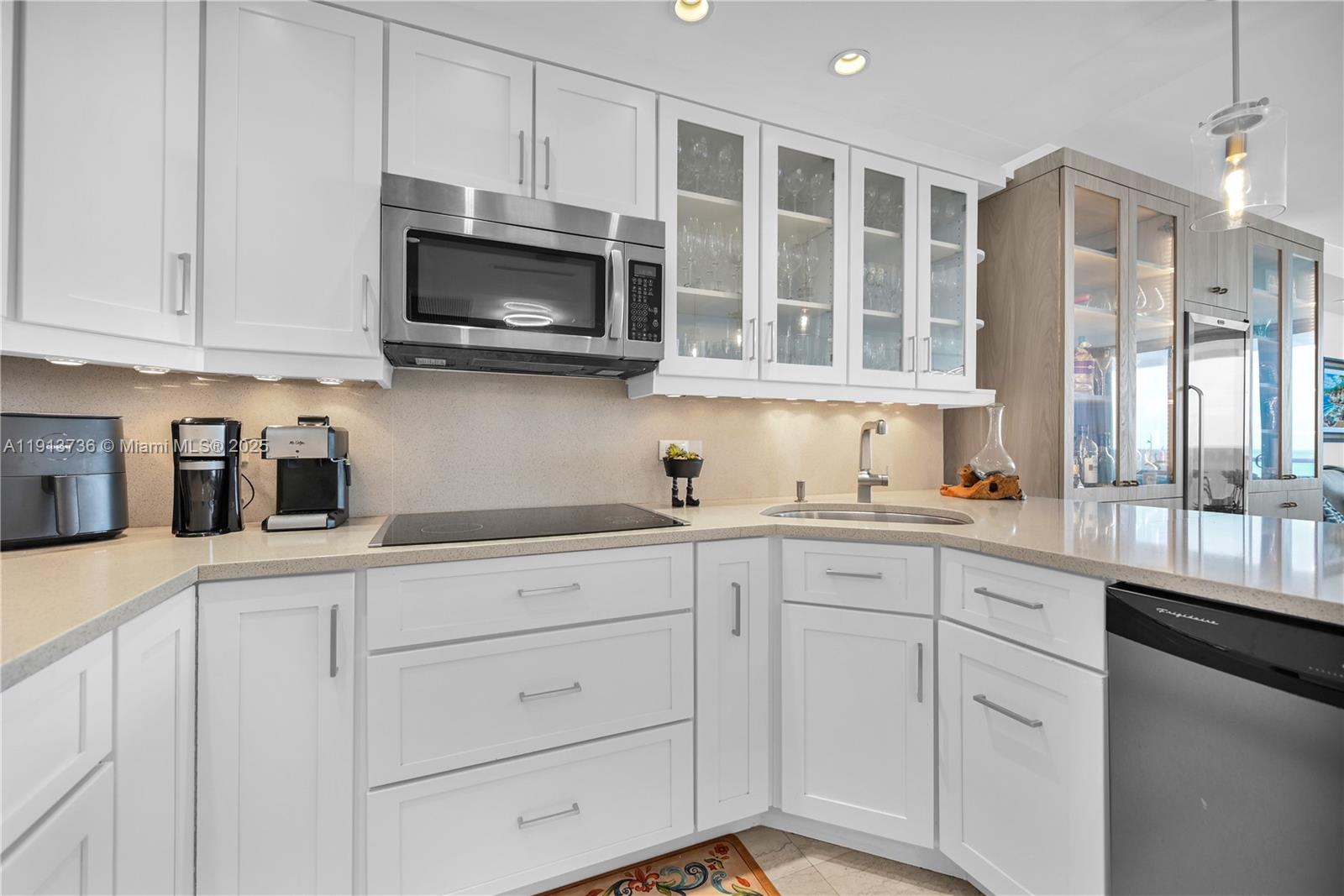 THE PAVILION CONDO - Residential