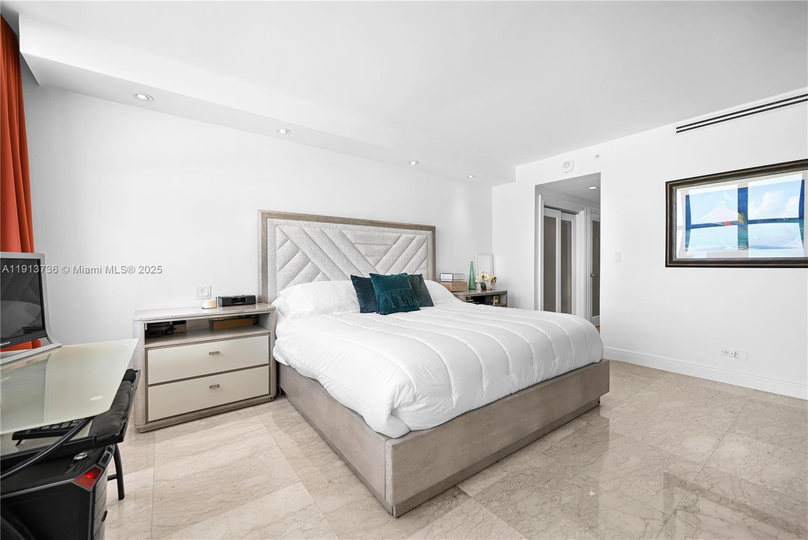 THE PAVILION CONDO - Residential