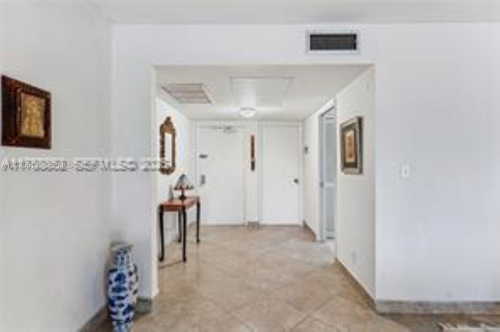 3800 Oaks Clubhouse Dr 307