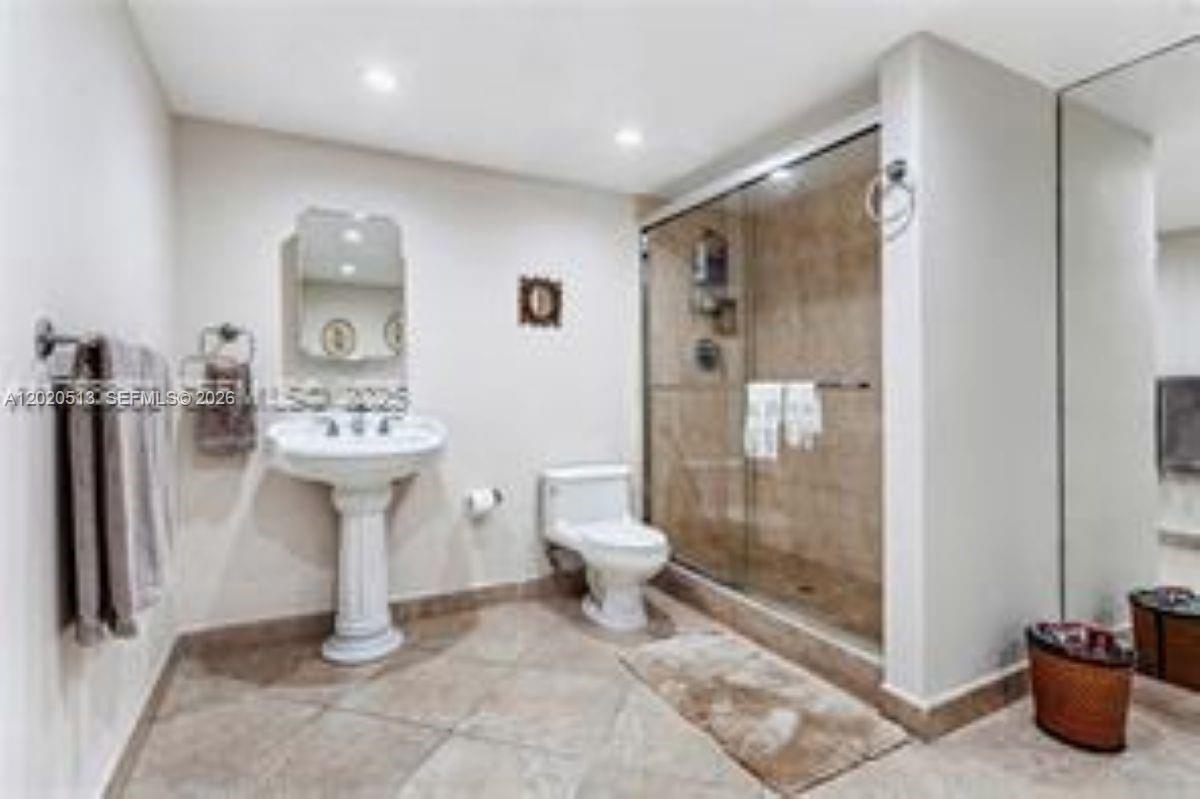 3800 Oaks Clubhouse Dr 307