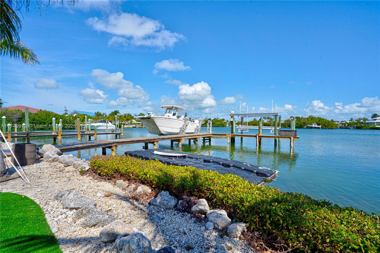 Waloriss Sub - Residential