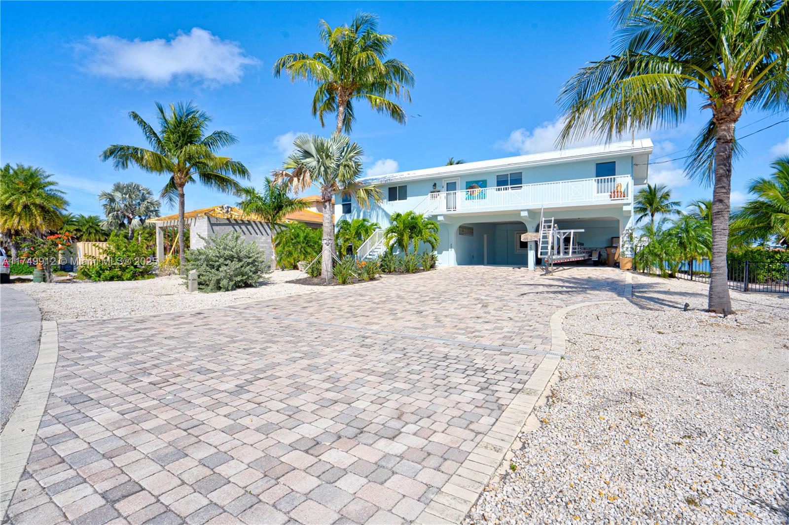 Waloriss Sub - Residential