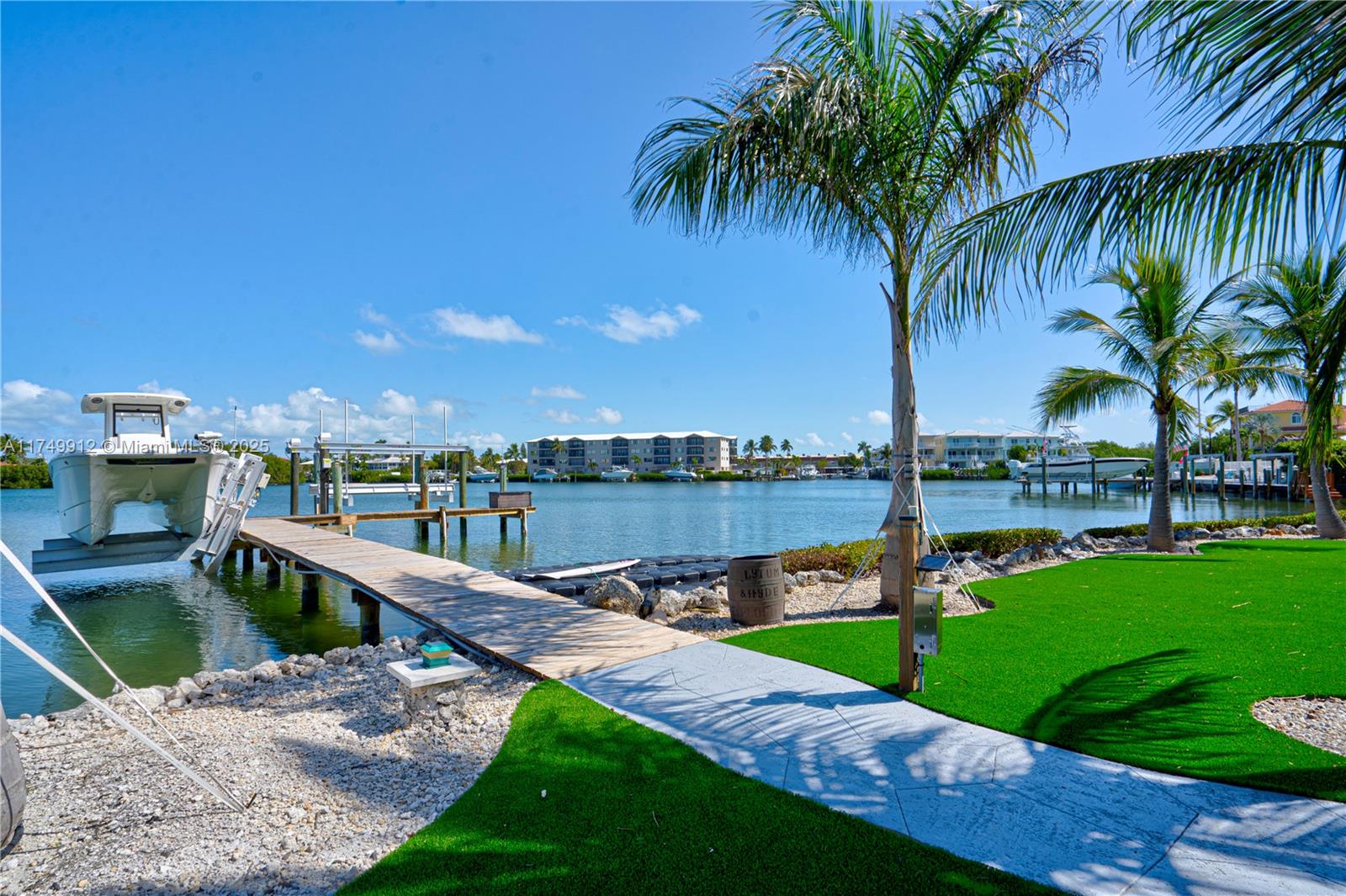 Waloriss Sub - Residential