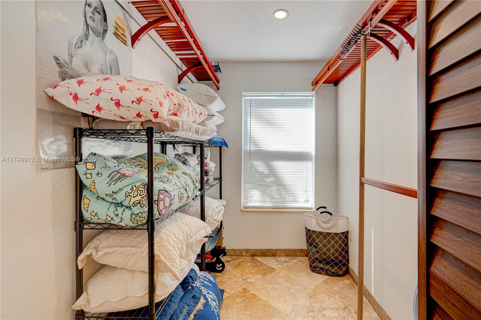 Waloriss Sub - Residential