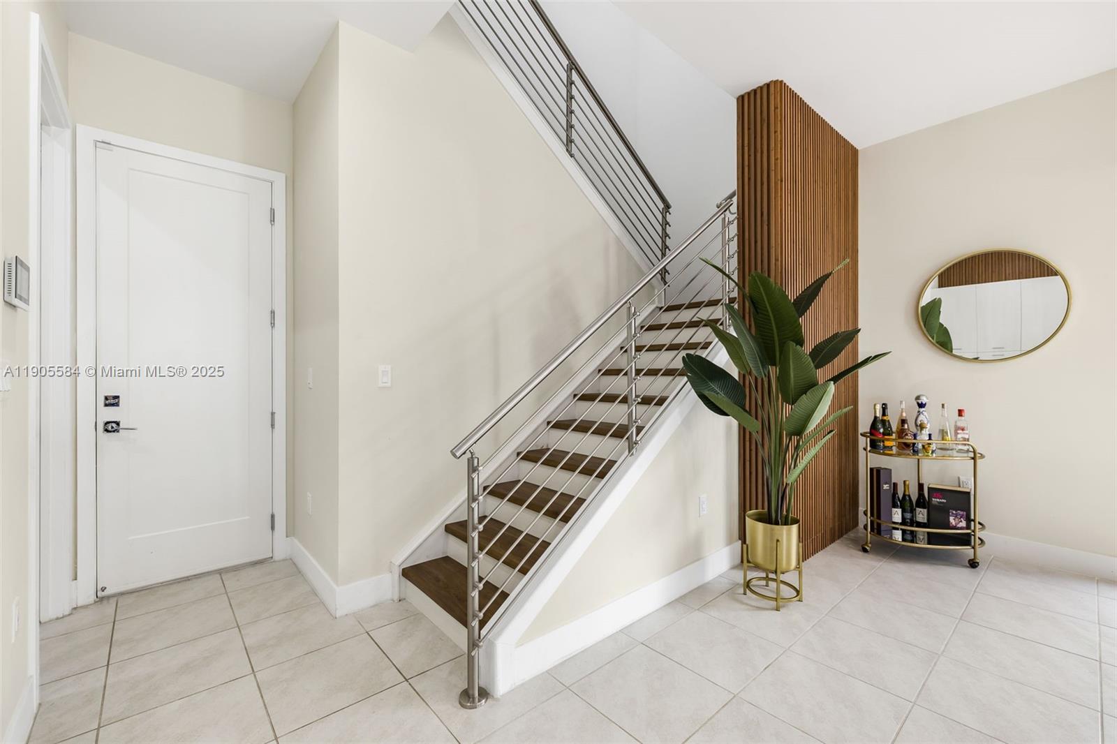 DOWNTOWN DORAL SOUTH PHAS - Residential