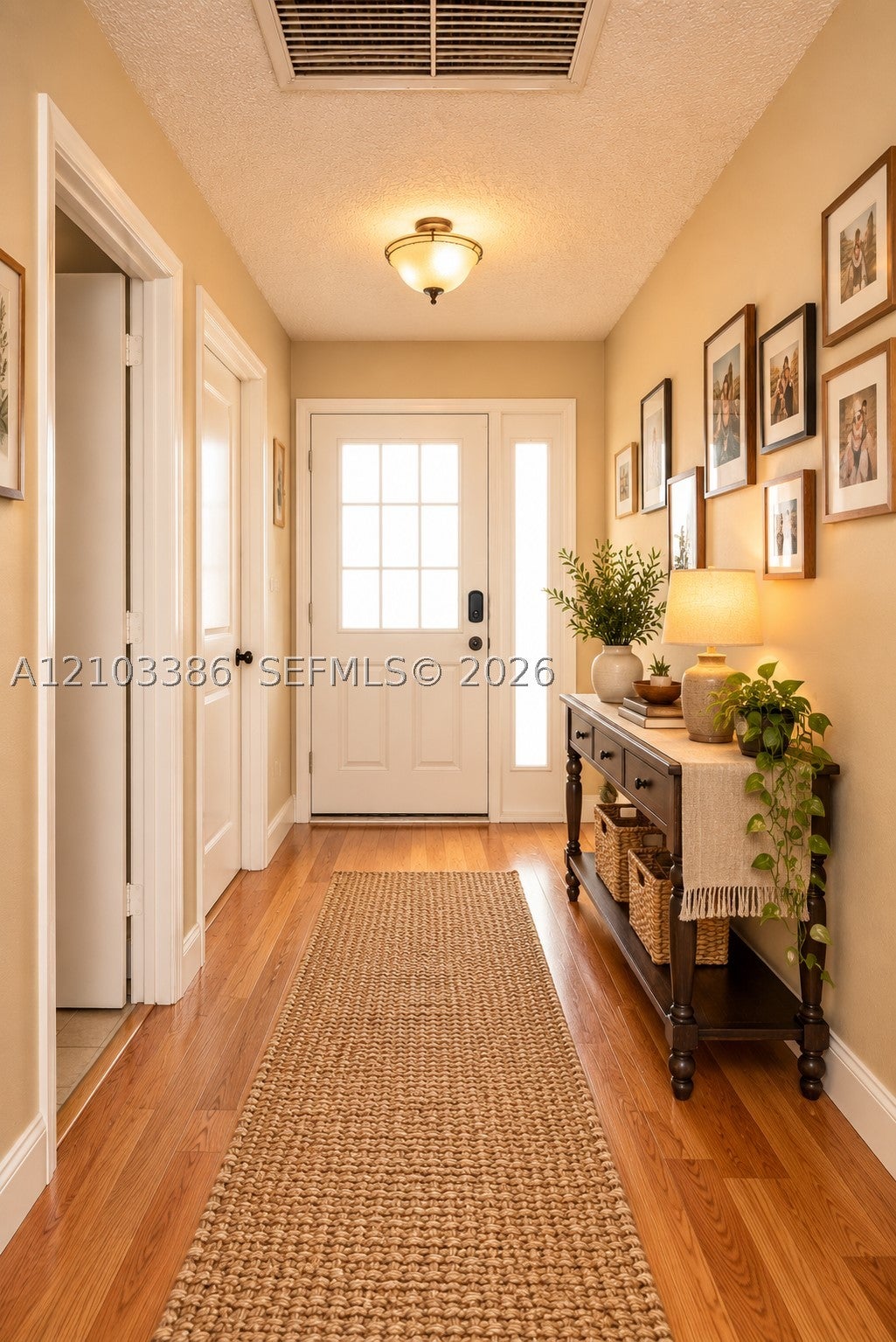 View photos, virtual tours, details... 103 Tweedbrook Ln 101