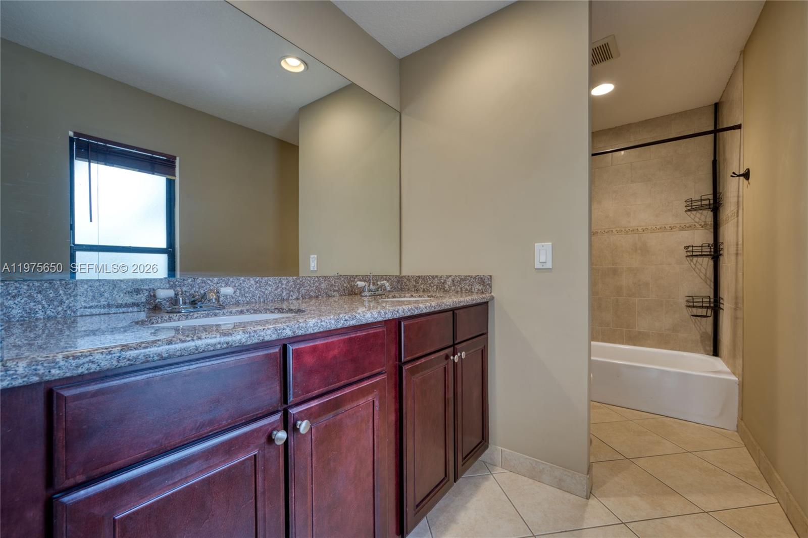 CRANBROOK LAKE ESTATES - Residential