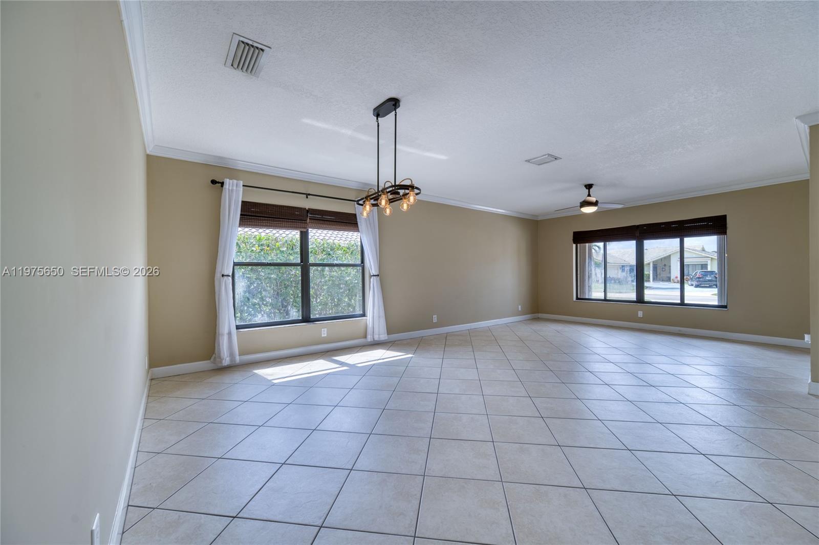 CRANBROOK LAKE ESTATES - Residential