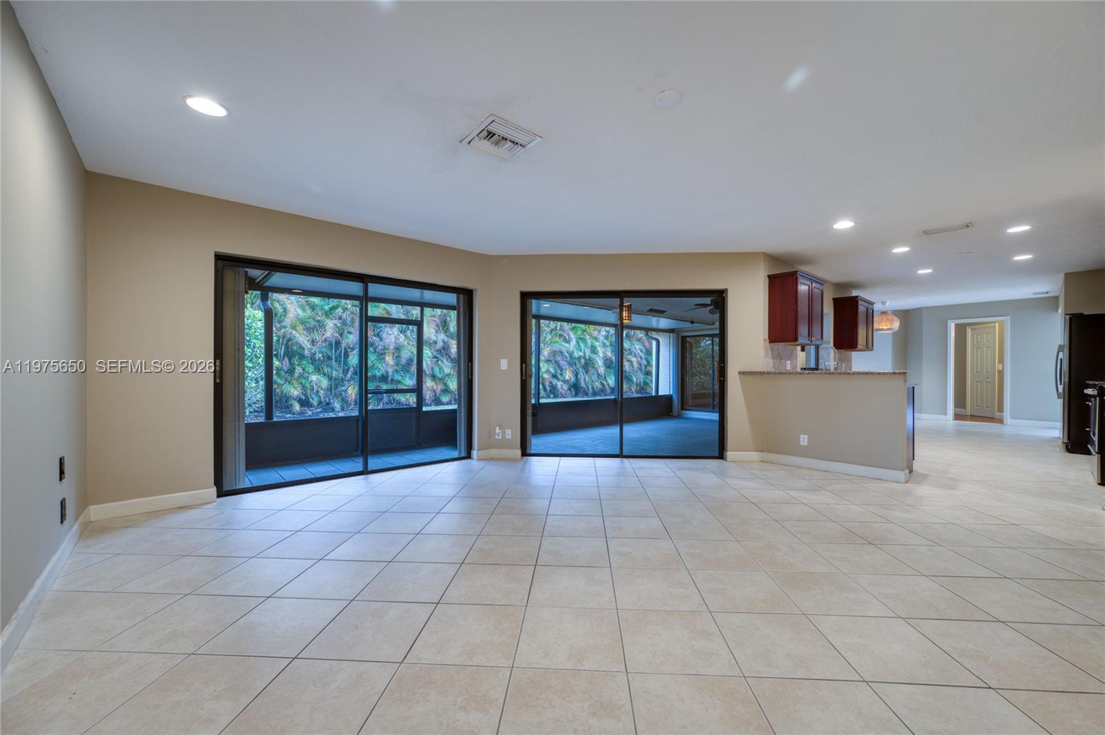 CRANBROOK LAKE ESTATES - Residential