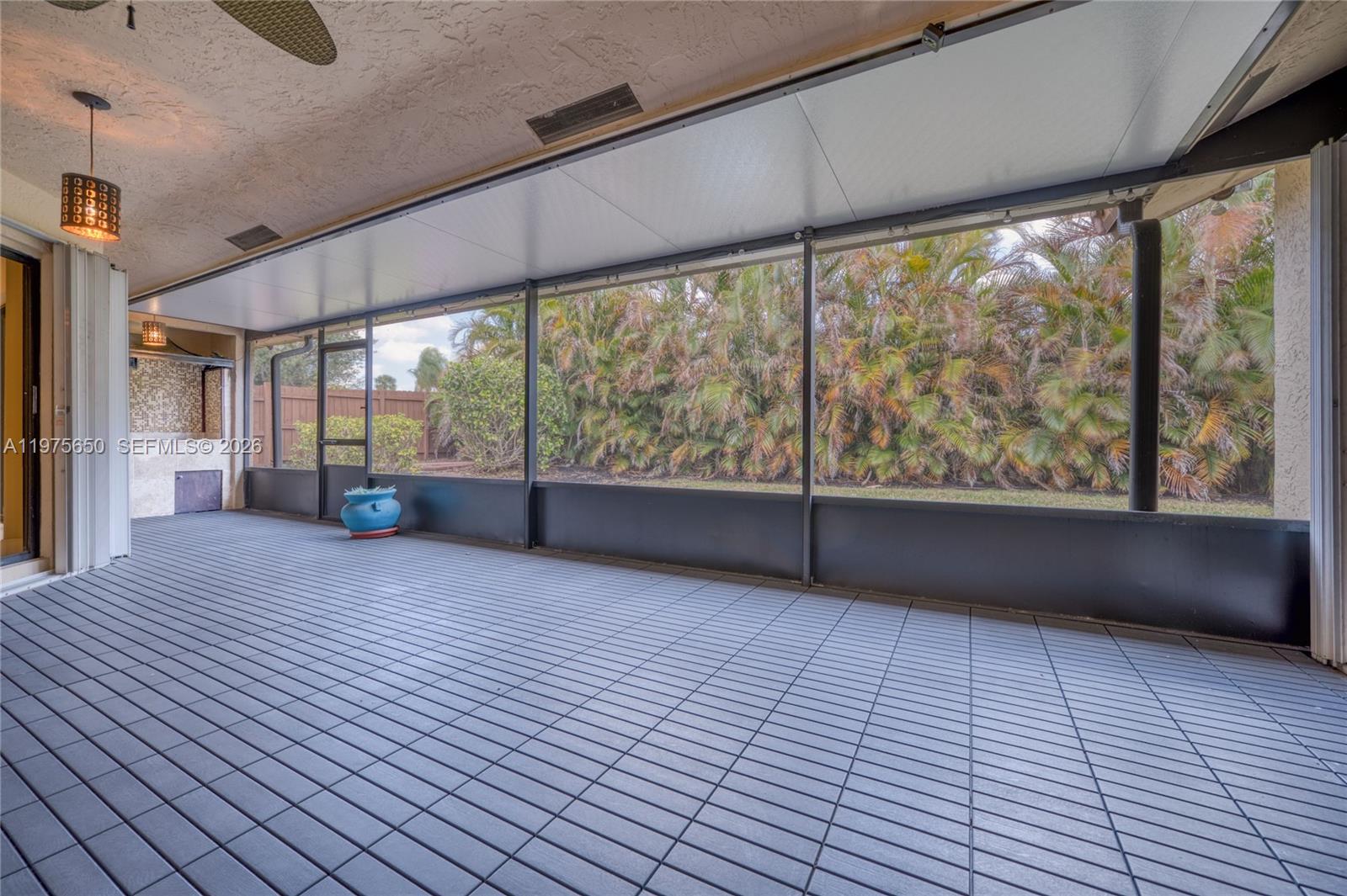 CRANBROOK LAKE ESTATES - Residential