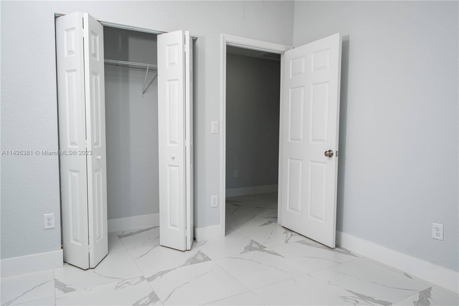 FRANKLIN PARK - Residential Lease
