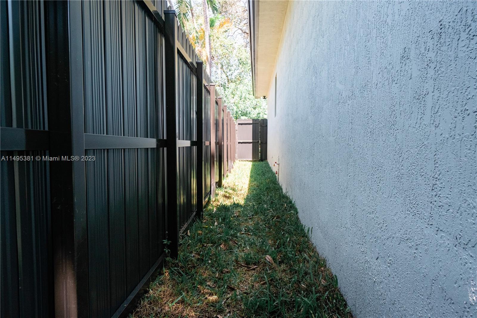 FRANKLIN PARK - Residential Lease