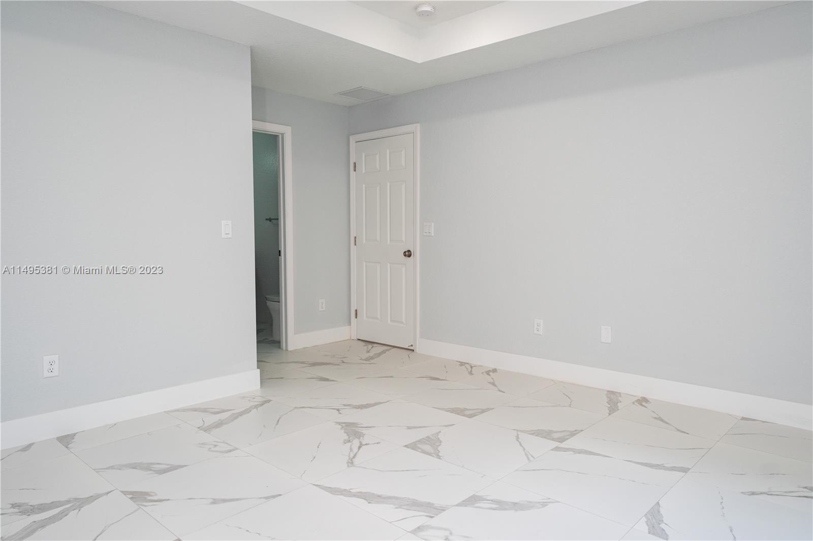 FRANKLIN PARK - Residential Lease